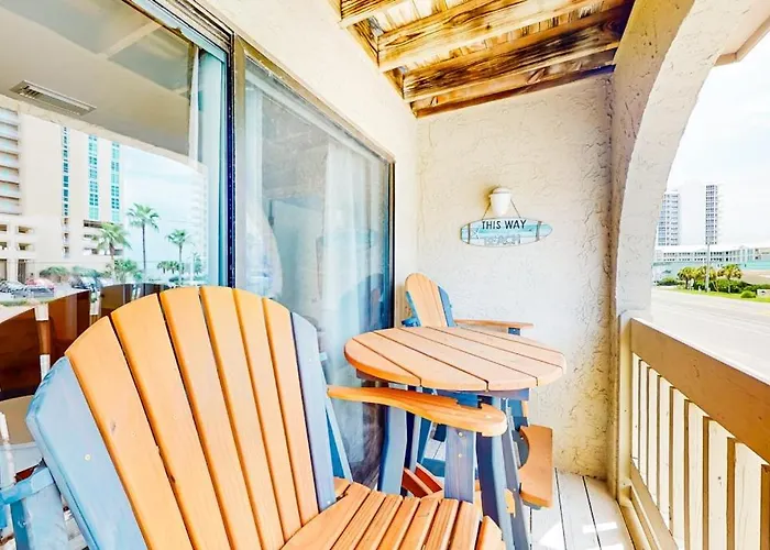Apartment Palmas 1 Block To Pool & Bbq Wi-fi